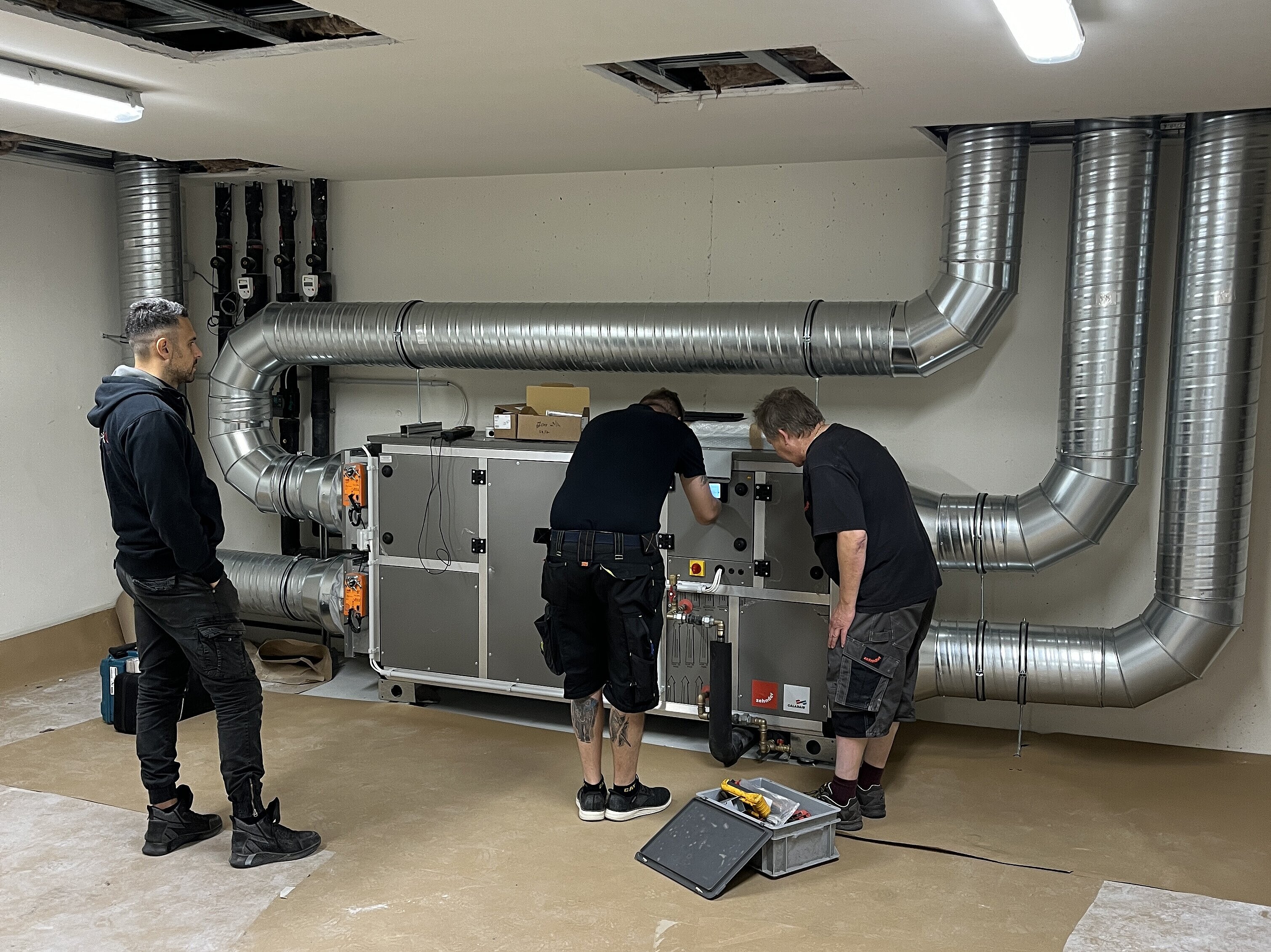 Inbetriebnahme Grossgeräte Zehnder Carma Inbetriebnahme Grossgeräte Zehnder Carma