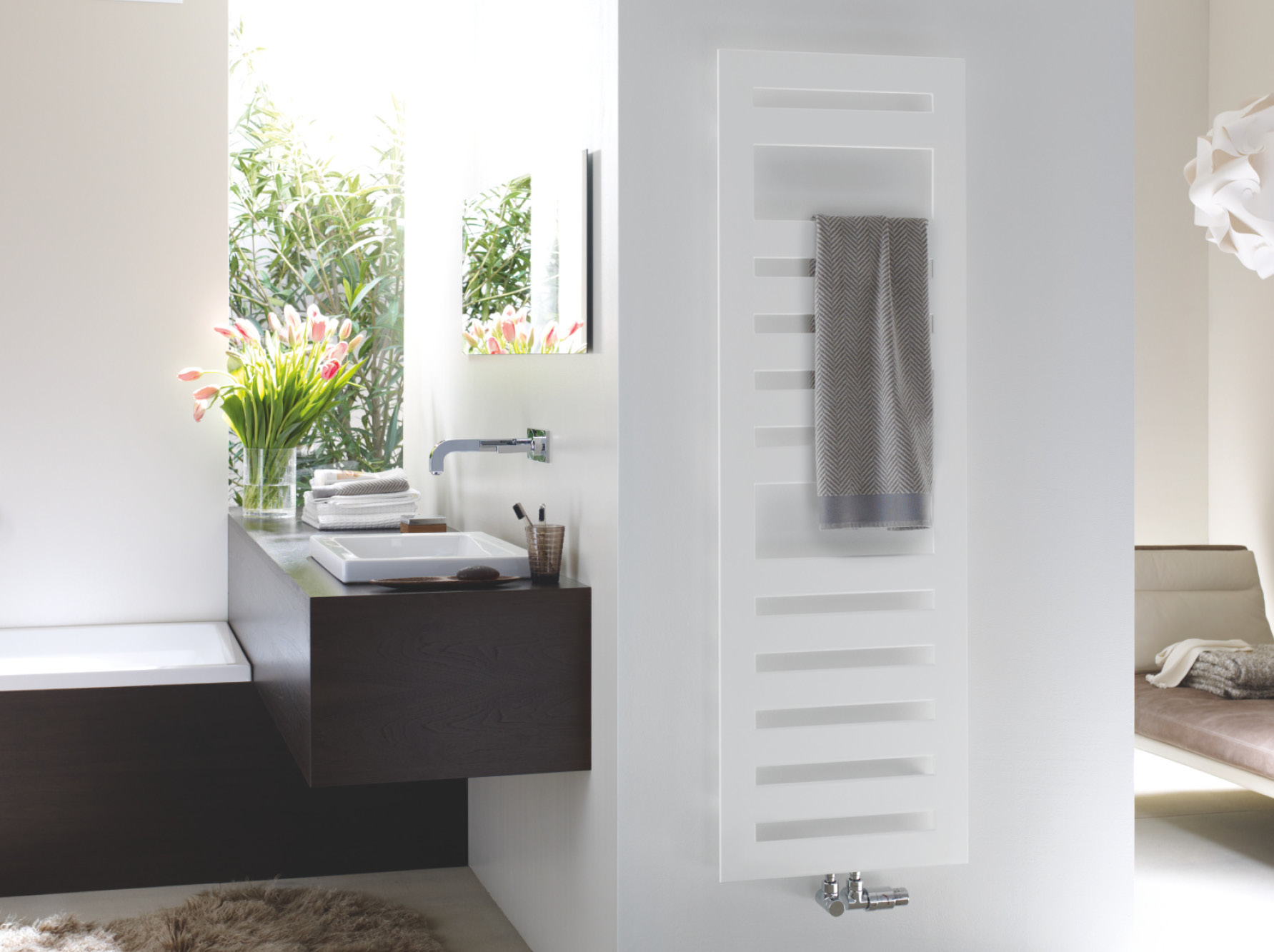 [Translate to Deutsch:] Badheizkörper Zehnder Metropolitan Spa