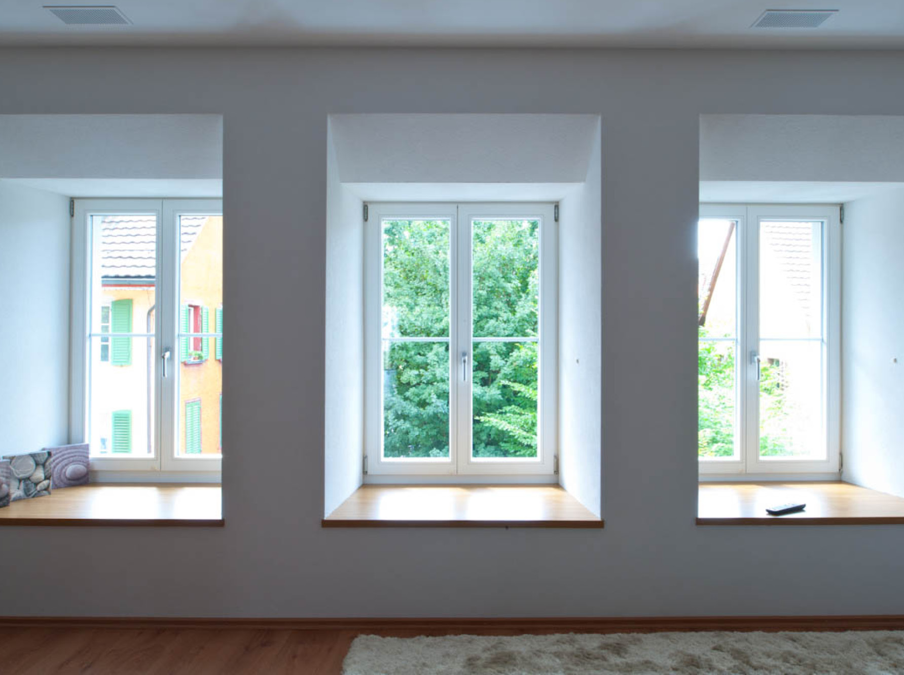 Wohnzimmer mit Lüftungsgitter